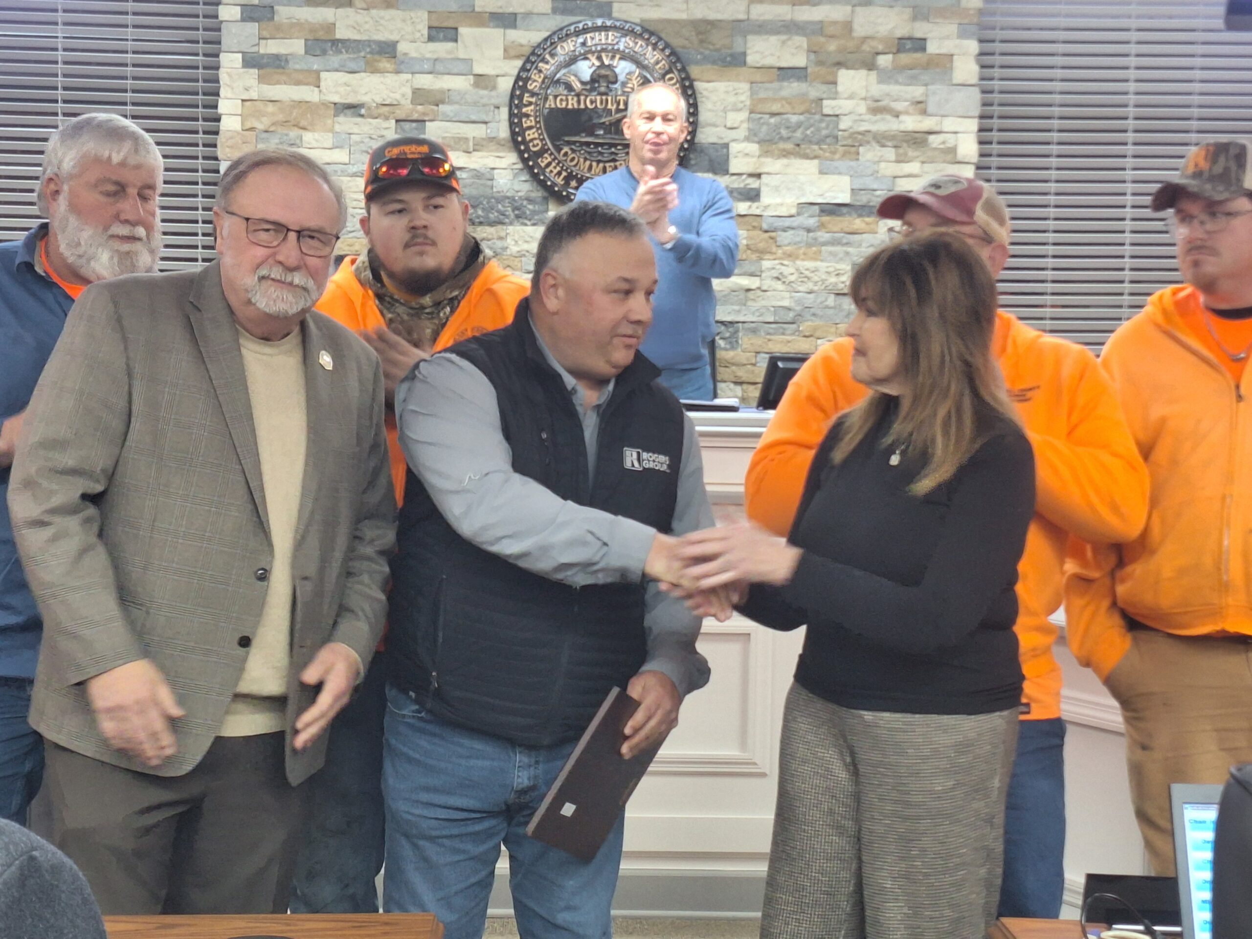 County government offices recognized by commission and mayor – WLAF